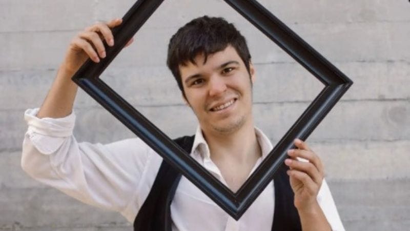 Todos, a la vez y al mismo tiempo