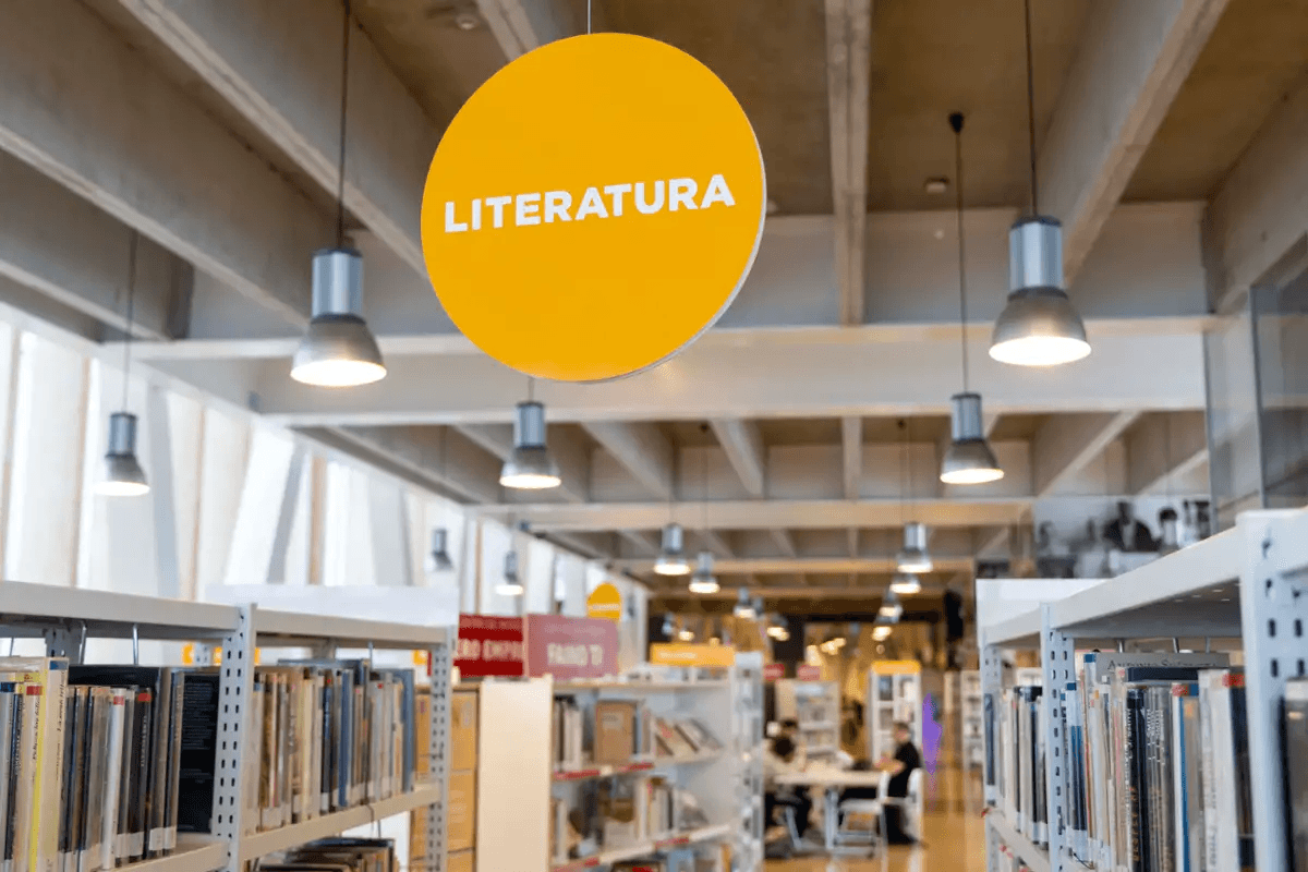 Día das Bibliotecas con visitas guiadas e unha conferencia sobre a memoria obreira