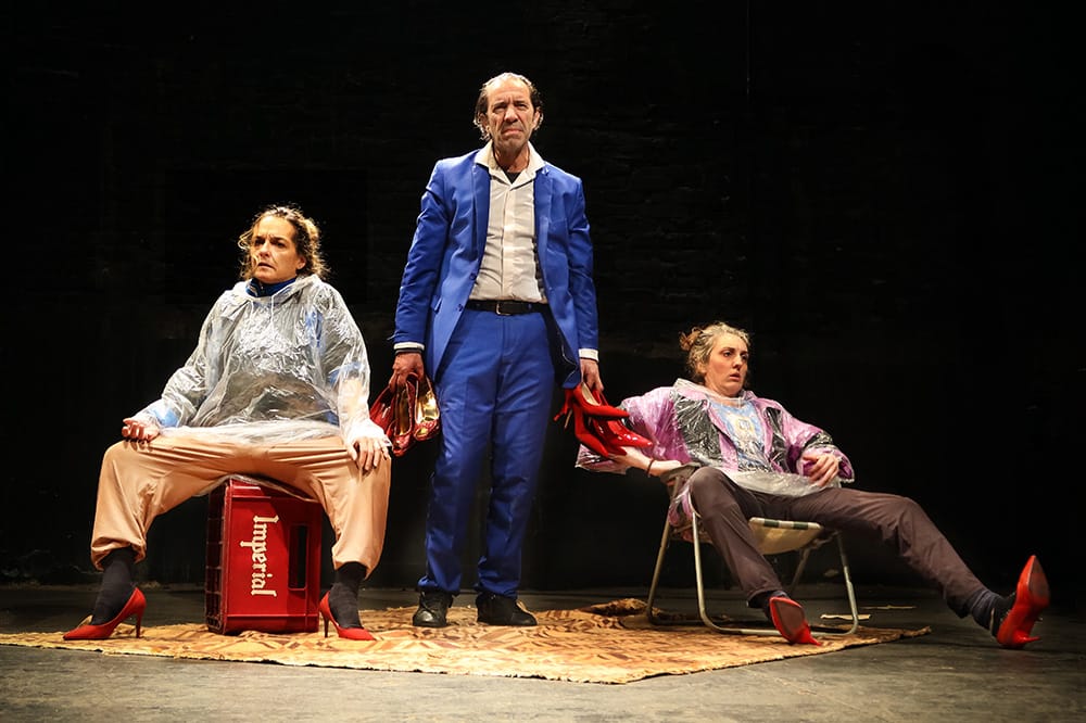 Todos los ángeles alzaron el vuelo - La Zaranda