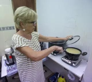 Reparto de alimentos solidario