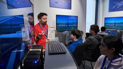 Aula Newton Galicia: Actividades de aviación para alumnado