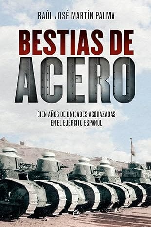 Raúl Martín presenta el libro "Bestias de acero: cien años de unidades acorazadas en el Ejército español"