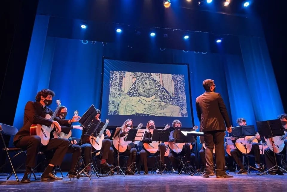 Orquesta de guitarras de Sevilla-Proyecto Guía a beneficio de ELA Andalucía