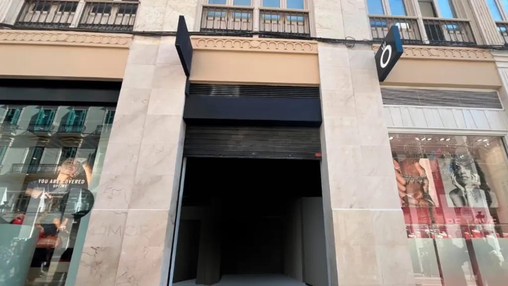 Inauguración de la nueva tienda oficial del Málaga C.F.