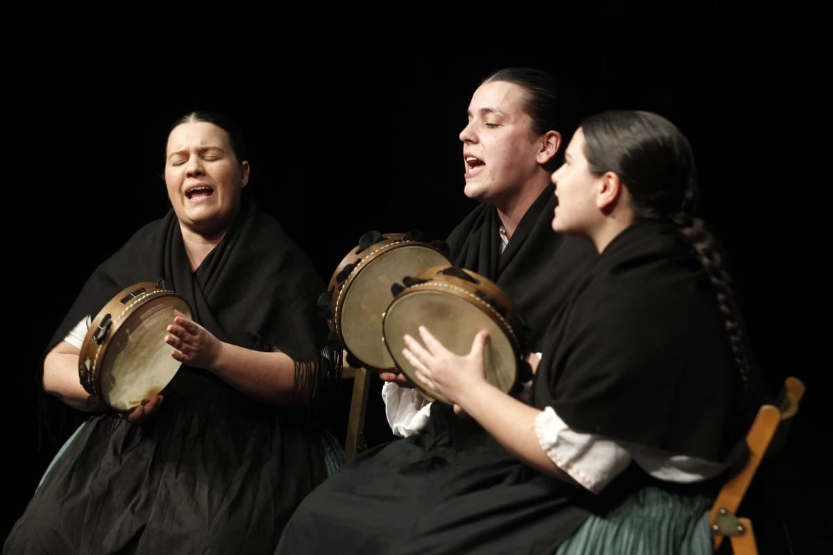 Deseño e identidade do libro galego