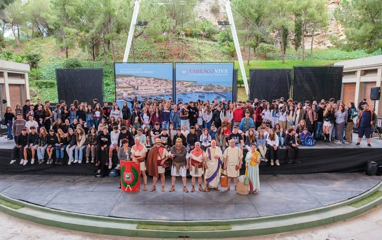 Juguem com jugaven les nenes i els nens de Tarraco. Jornada d'Aprenentatge Actiu