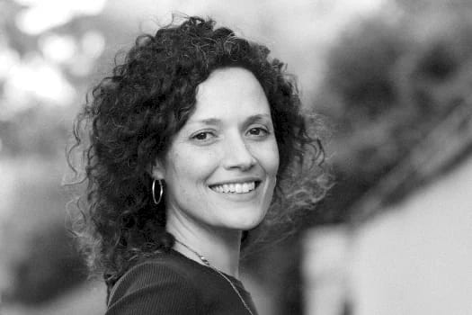 Cantando a las poetas Latinoamericanas. Sheila Blanco