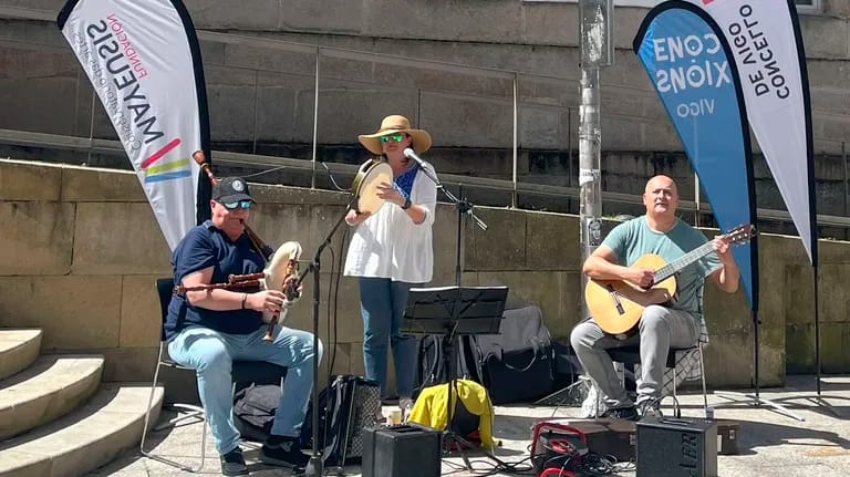 Concierto del Grupo Conexións Folk