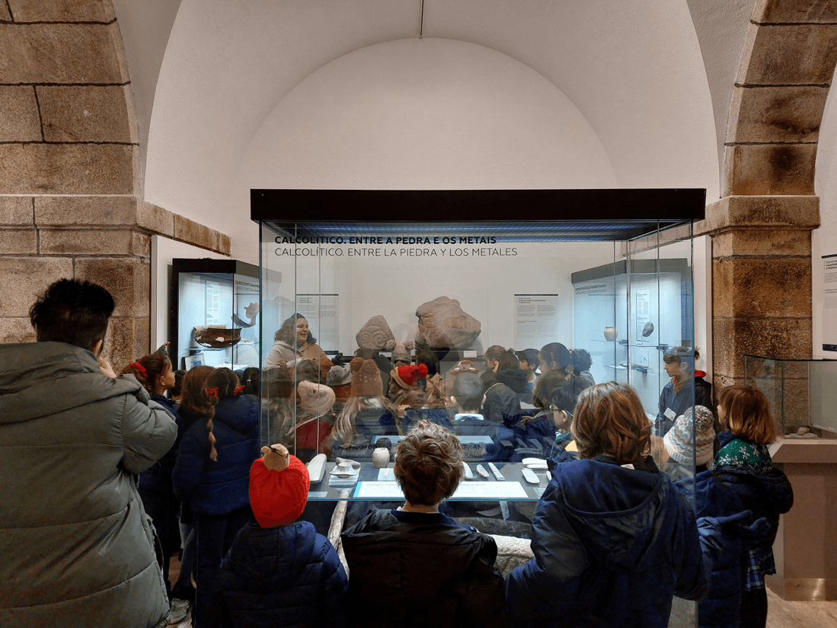 Visitas guiadas e actividade infantil