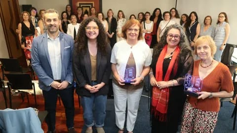 Entrega del premio Ángela Ruiz Robles