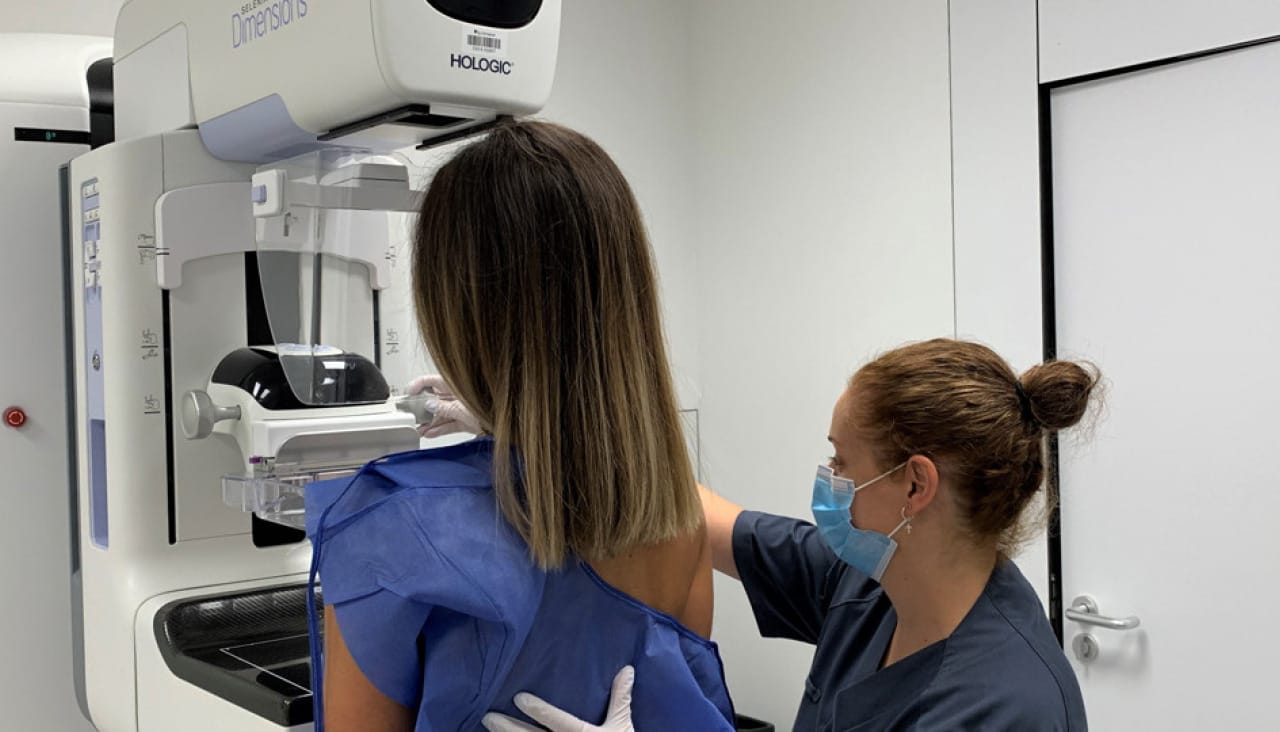 Conferencia sobre el cáncer de mama