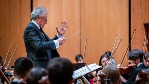 Sexteto de café y cine en la primera verbena de A Caridade en O Berbés