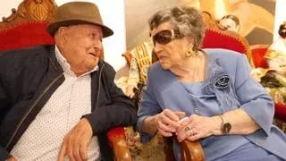 Vila-real homenatja Conchita i Emilio, els seus veïns més majors