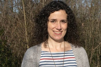 Eklipseak: itzalak eta misterioak Virginia García