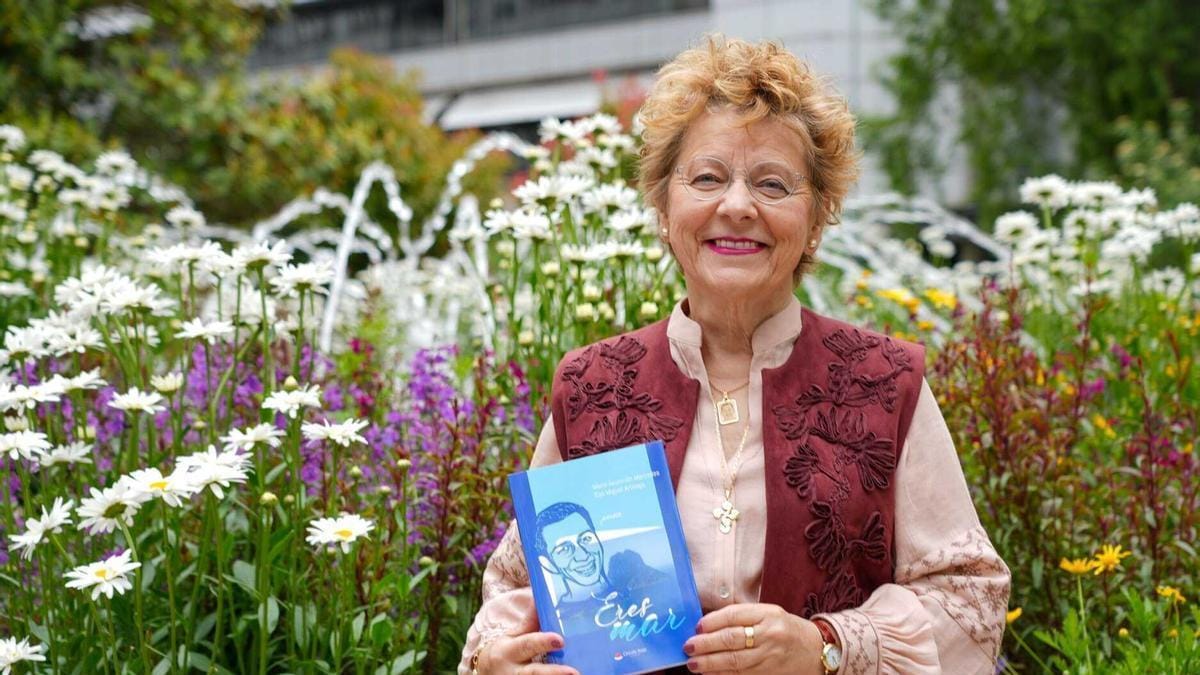 Presentación del poemario ‘Eres mar’