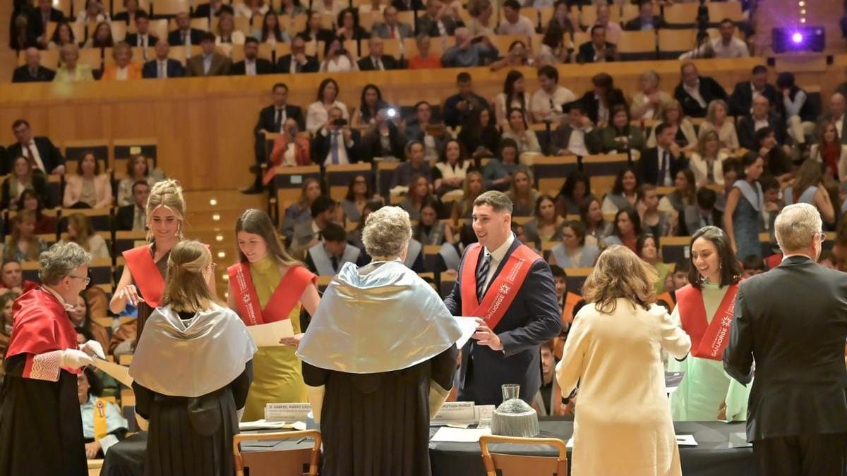 Graduaciones Universidad San Jorge promoción 2025