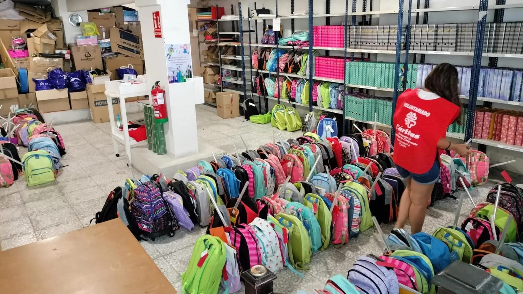 Campaña solidaria de recogida de material escolar