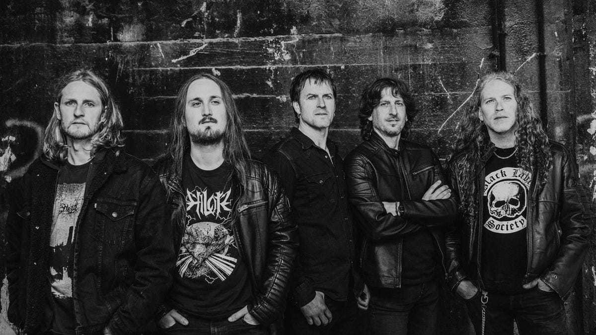 Burdina Astintzen Jaialdia: Asgarth + Elbereth + Izan Bai