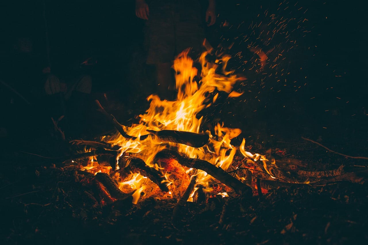 Encendido de la hoguera