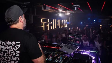 Última sesión Triumm del presente año