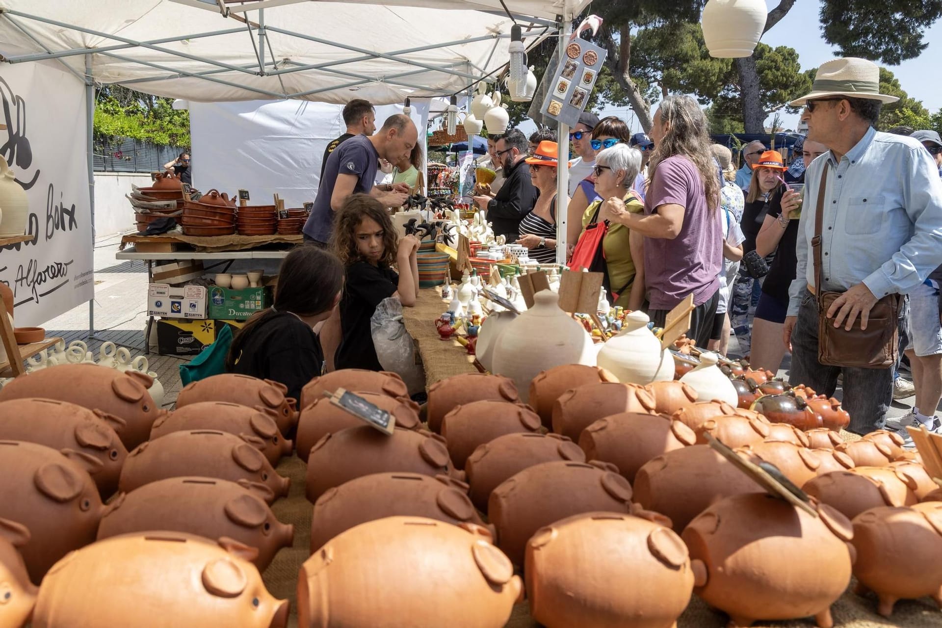 Tradición y modernidad en el mercadillo de Santa Faz