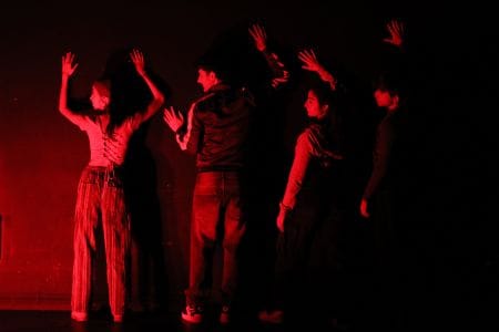 Pre-estreno en euskera: REDNUDES. Espectáculo para jóvenes