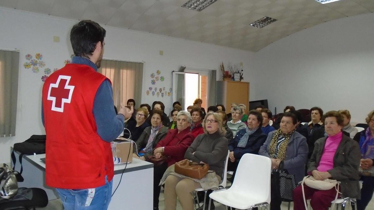Charlas sobre herramientas jurídicas para personas mayores