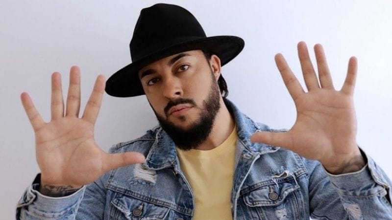 Gira 10 Aniversario de Galván Real