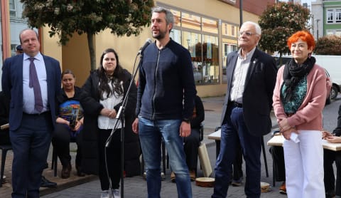 Acto de inauguración de Cantareira no paseo das Palabras do Ano