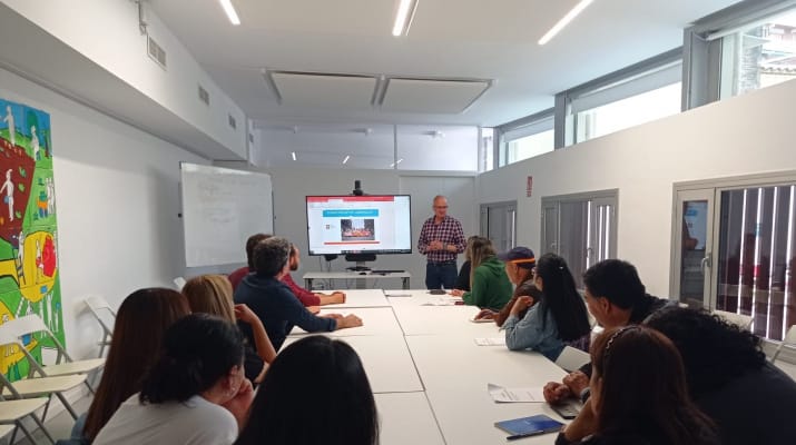 Sessió informativa sobre el nou Reglament d'estrangeria