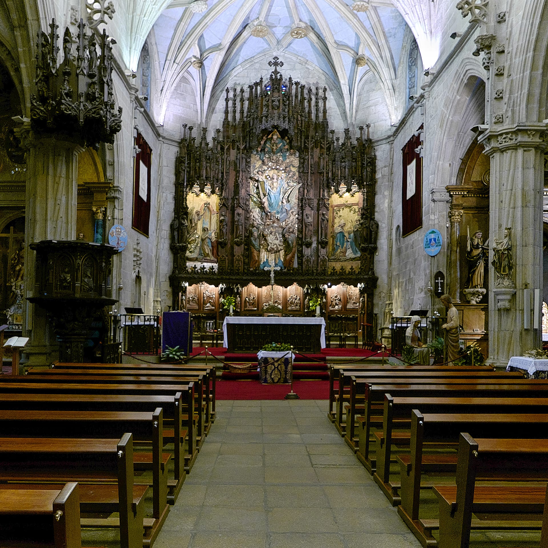 Misa solemne y procesión de Santa María