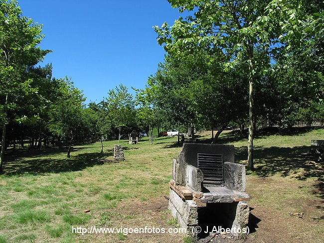 San Xoán Bembrive En Pé
