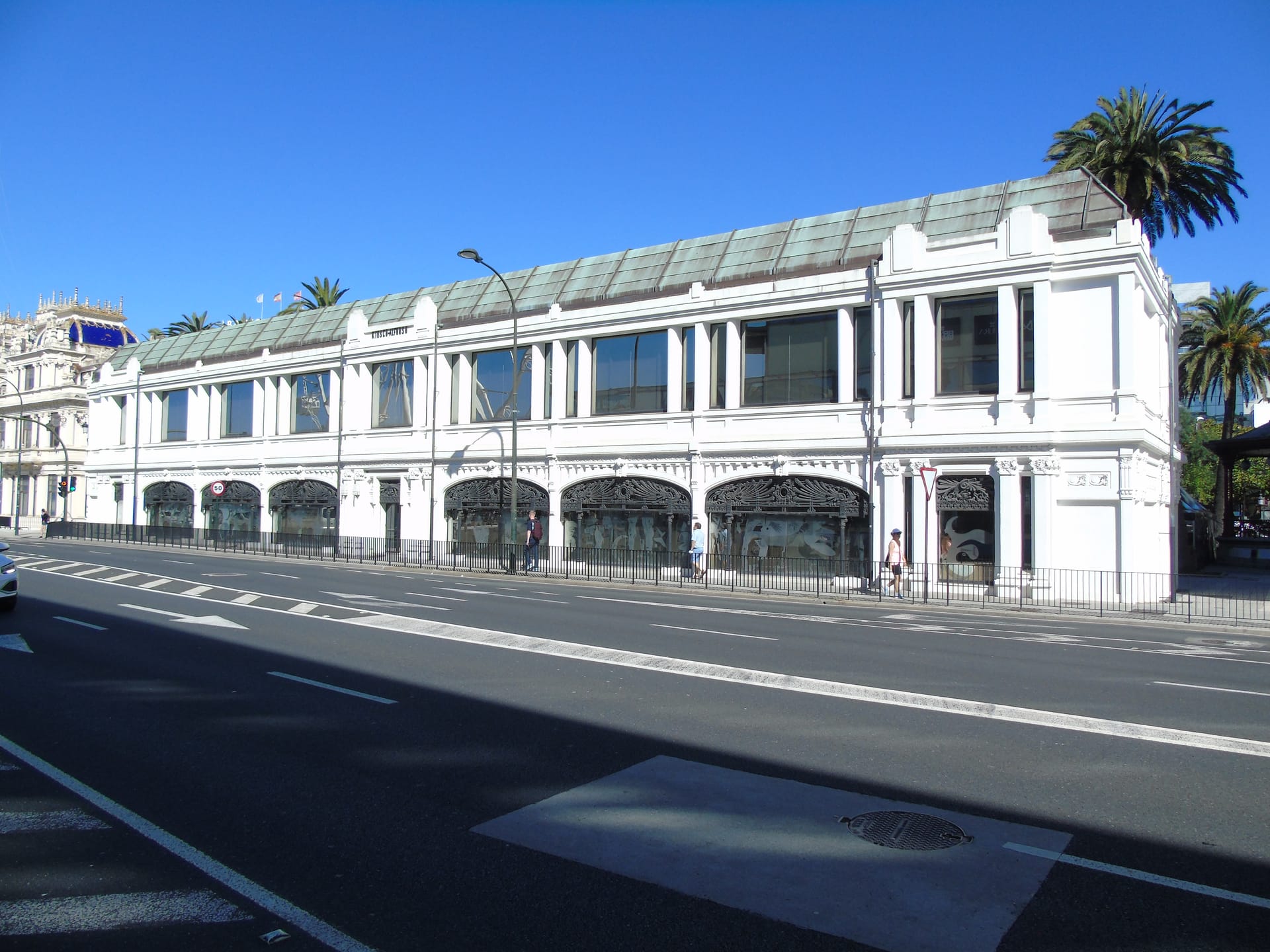 Emigrantas: emerxer do silencio