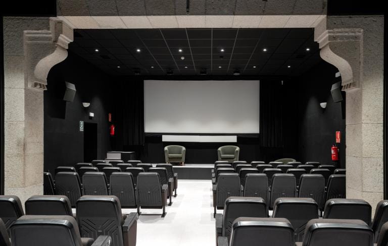 Pases recopilatorios de metraje inédito sobre A Coruña