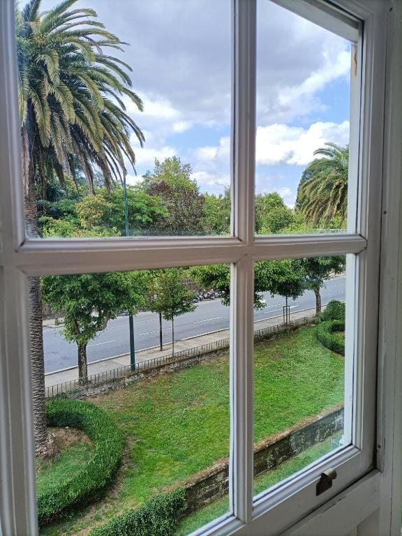 Señaladas: la lucha de las mujeres en el siglo XX, cien años de conquistas y represiones