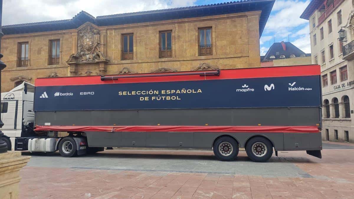 Exposición Reyes del Mundo