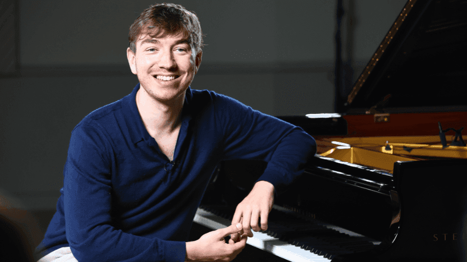 Callum McLachlan piano