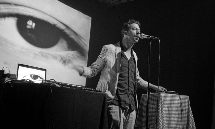 Concierto de Manu Louis en Vigo