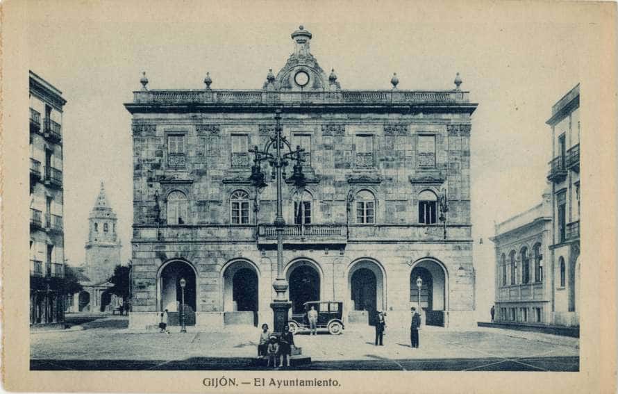 Plaza Mayor. Restos de una representación