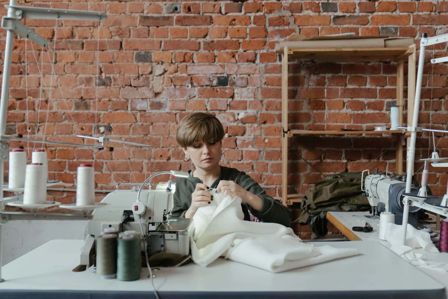 Honey Dips: Bedazzle Bandannas Workshop + Party