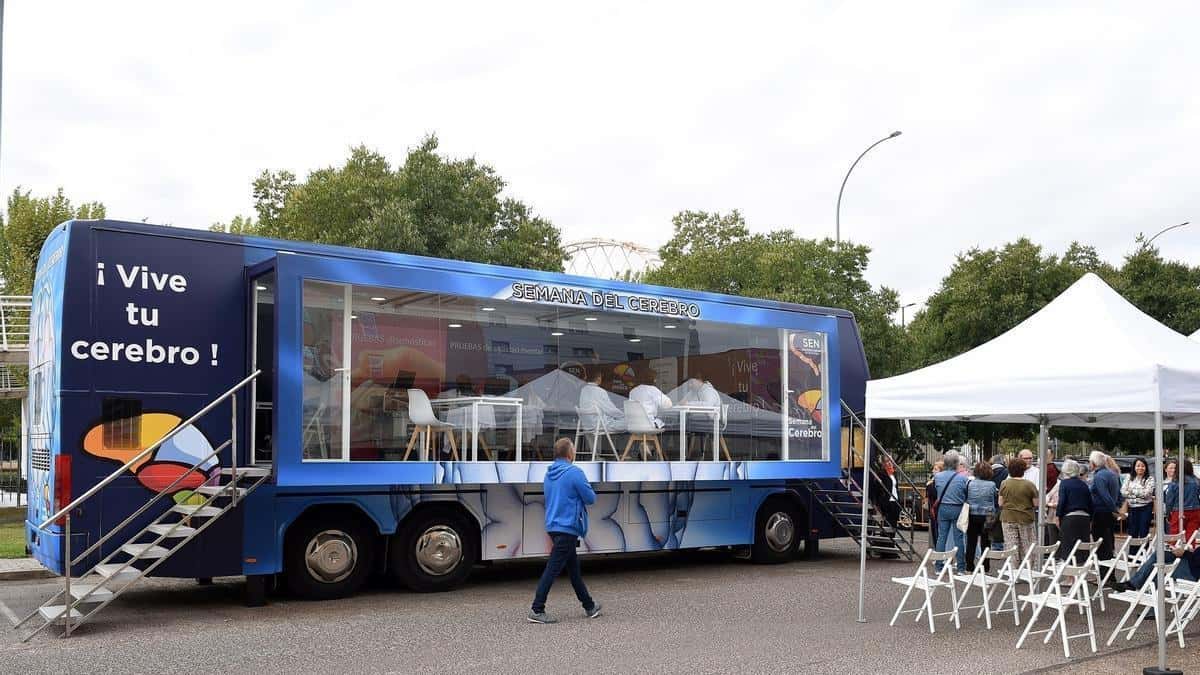 Autobús del cerebro - Semana del Cerebro