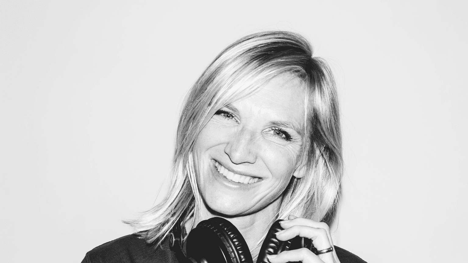 Jo Whiley's 90s Anthems