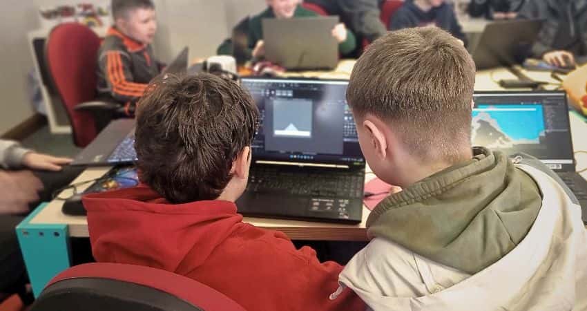 An Introduction to Esports (Ages 8-14)