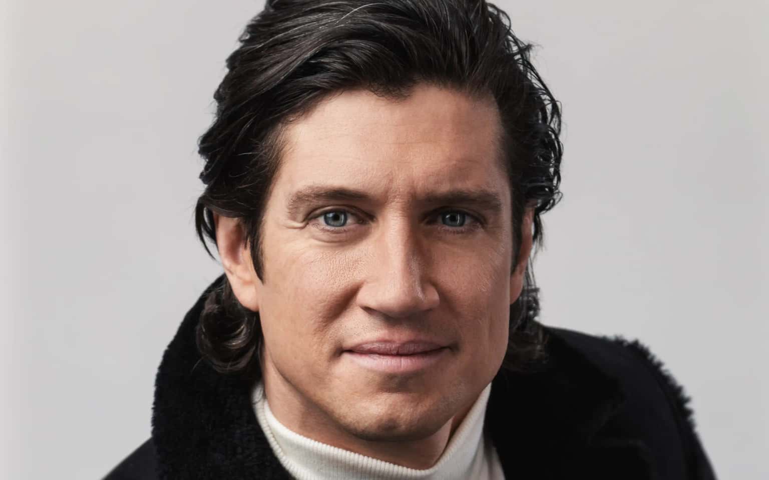 Vernon Kay presents BBC Radio 2's Dance Sounds of the 90's
