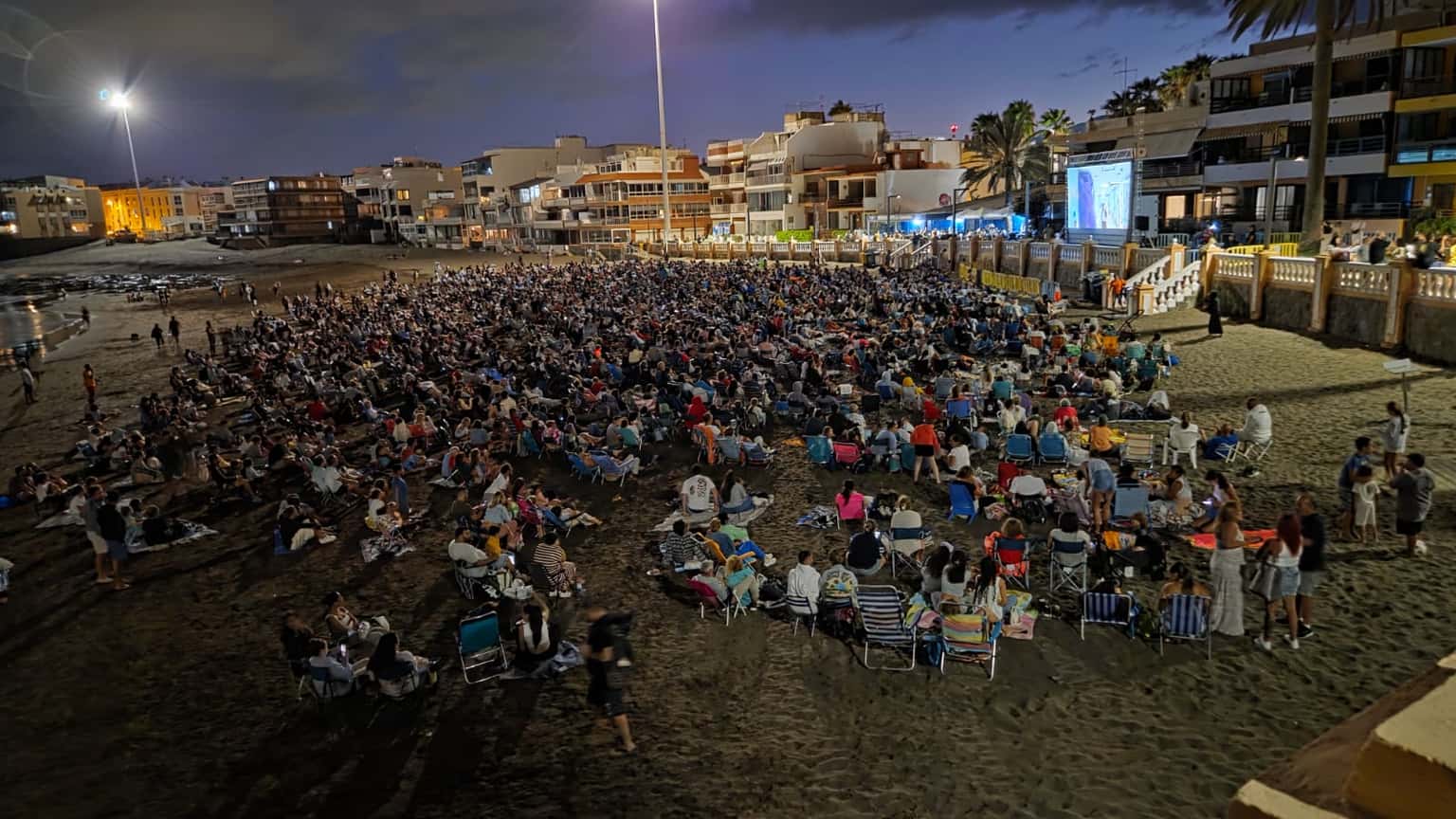 Cine de Verano en la Playa de Salinetas
