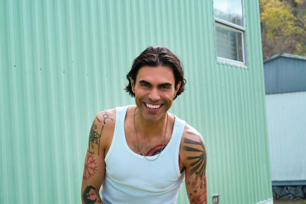 Niko Moon: Back To My Roots Tour
