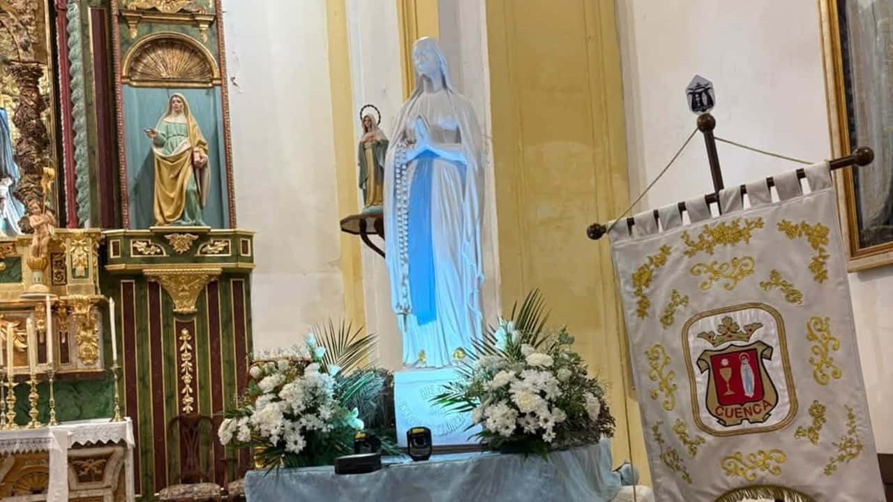 Acto Jubilar: procesión de antorchas de la Virgen de Lourdes