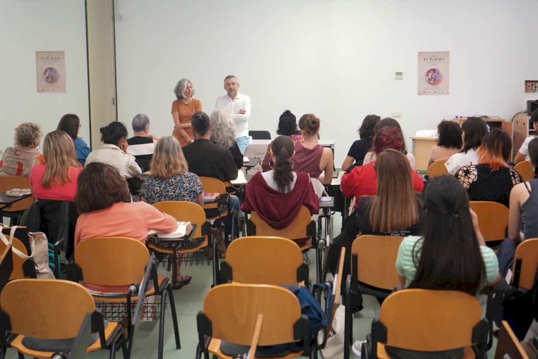 Exposición 'Un museo en tu bolsillo' - Isis Saz