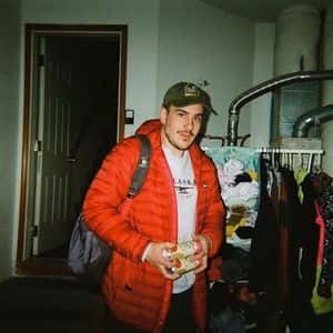 Medium Build presents The King of Having Fun on Tour
