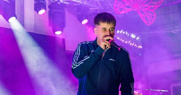 9Louro y Taïn en La Fábrica de Chocolate Club